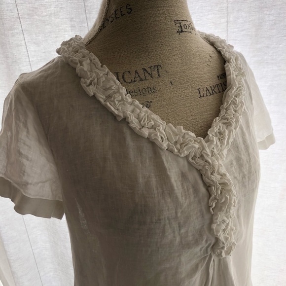 Talbots Petite Linen White Blouse Short Sleeve Ruffled Neckline - Picture 7 of 10
